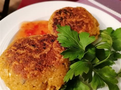 Couscous Bratlinge mit Käse von NatureCook83 Chefkoch