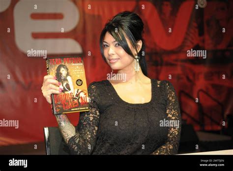 Tera Patrick Signs Copies Of Her New Book Sinner Takes All At The Avn