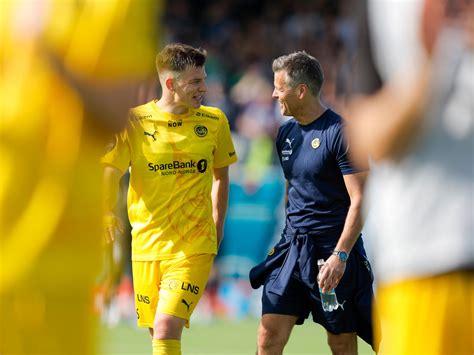 andreas schjelderup og jostein gundersen med  solbakkens landslagstropp