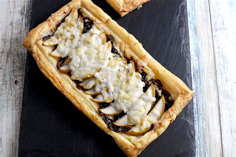 Caramelized Onion And Pear Tart Recipes To Build Confidence In The