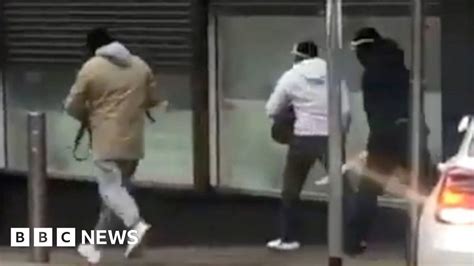 Armed Robbery At Northampton Jewellers Caught On Film