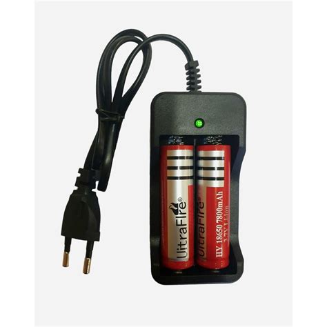 2db akkumulátor és töltő készlet 3 7v UltraFire type 18650 7800 mAh