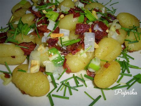 Ope En Esnekov Gnocchi Se Slaninou P Rkem A Pa Itkou Fotografie