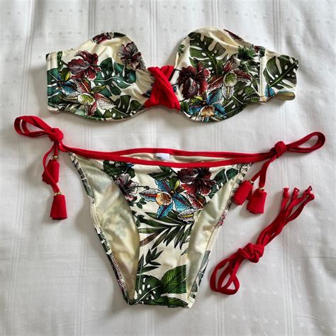 Seafolly Bikini Set Women S Fashion Swimwear Bikinis Swimsuits On Carousell