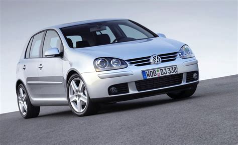 2005 Volkswagen Golf Feature Features Car And Driver