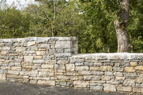 Bloc en pierre pour mur PIERRE À BÂTIR DE CÉNEVIÈRES OCCITANIE