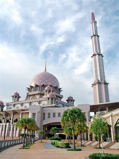 Masjid Negeri Pulau Pinang Stock Photo Image Of Buildings 39566564