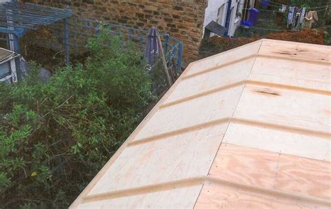 ECO House Quality Flat And Fibre Roofing Services In Sheffield And