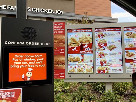 Achona | Jollibee: Reviewing the Drive-Thru Experience