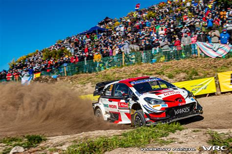 Evans Elfyn Martin Scott Toyota Yaris Wrc Vodafone Rally De