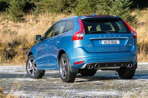 Volvo XC60 D4 R-Design | Reviews | Complete Car