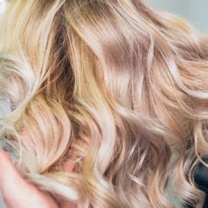 Dark Blonde Popularny Kolor 2019 Roku Blog Hairstore