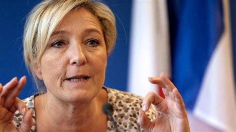 Syrie Marine Le Pen Accuse Le Gouvernement De Manipulation