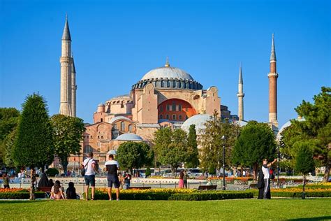 Istanbul Full-Day Small-Group Guided Tour With Lunch 2024