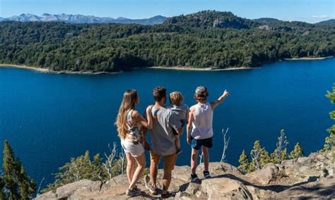 Cuáles fueron los destinos turísticos más visitados durante el fin de