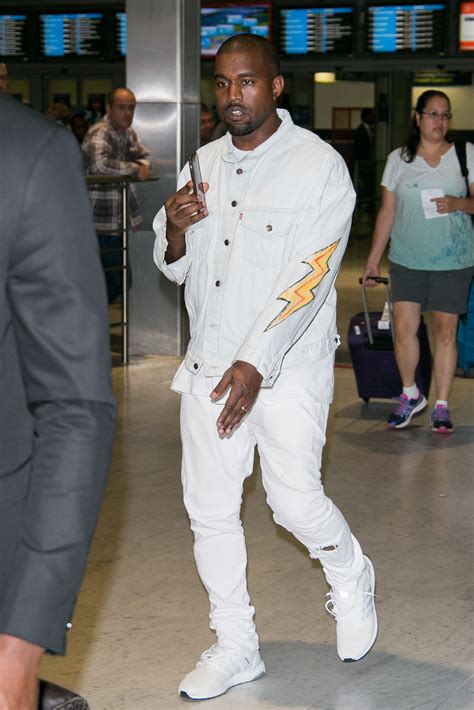 How to Ace Kanye West's Effortless Summer Style Photos | GQ