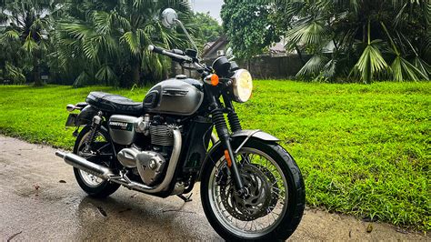 Triumph Bonneville T Gold Line Edition Ph Review