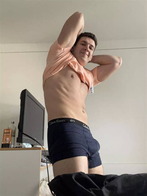 Hola Hola Pull My Pants Down Please Nudes Gaynsfw Nude Pics Org