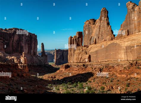 The Courthouse Towers Rock Formations From Park Avenue Viewpoint Arches