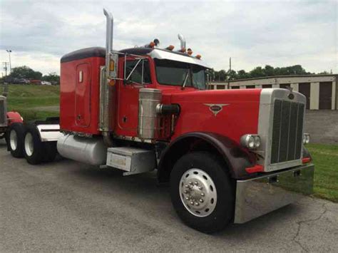 359 Extended Hood 1987 Sleeper Semi Trucks