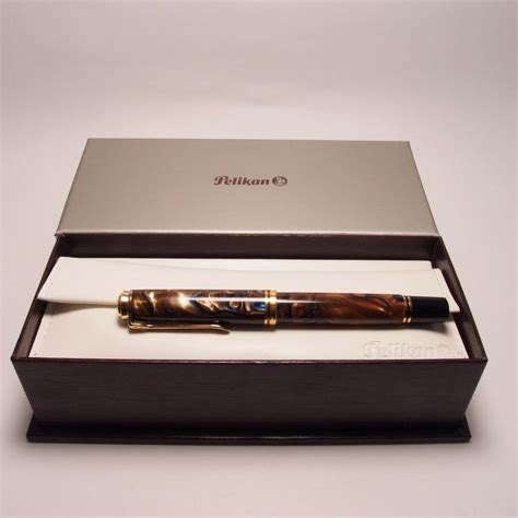 Pelikan M800 Grand Place Fountain Pen
