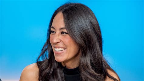 The Joanna Gaines Approved Backsplash Material That Ll Brighten Up Your