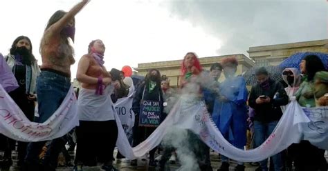 Video Mujeres alzaron su voz contra la violencia en la Plaza de Bolívar