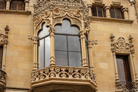 Un centro histórico con casi 80 edificios modernistas en Reus