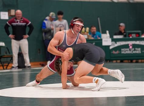 Bonac Wrestling Splits Dual Meets Places Fifth At Cory Hubbard Duals