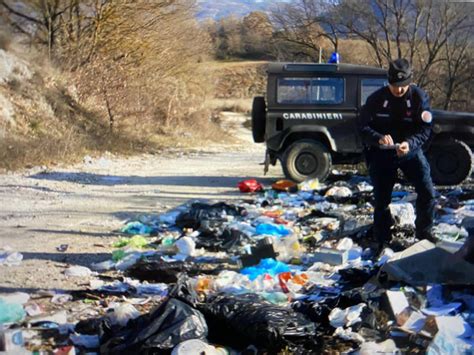 Rifiuti Abbandonati Controlli Dei Carabinieri Forestali Il Capoluogo