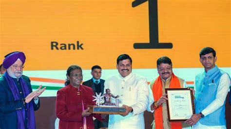 Swachh Survekshan Awards Indore And Surat Cleanest Cities Of