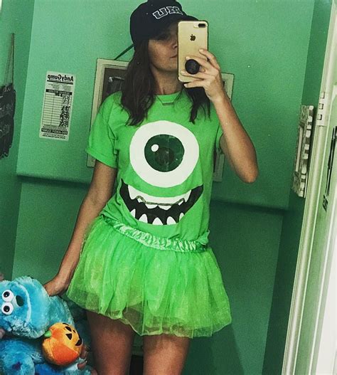 70 Easy Diy Disney Costumes For Adults This Halloween Disney Costumes