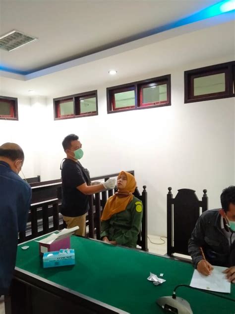 Giat Swab Antigen Di Pn Tobelo Orang Reaktif Covid Harian Halmahera