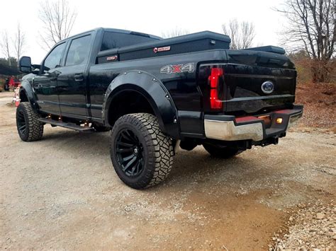 2019 Ford F-250 Super Duty lifted [unmolested with low mileage] for sale