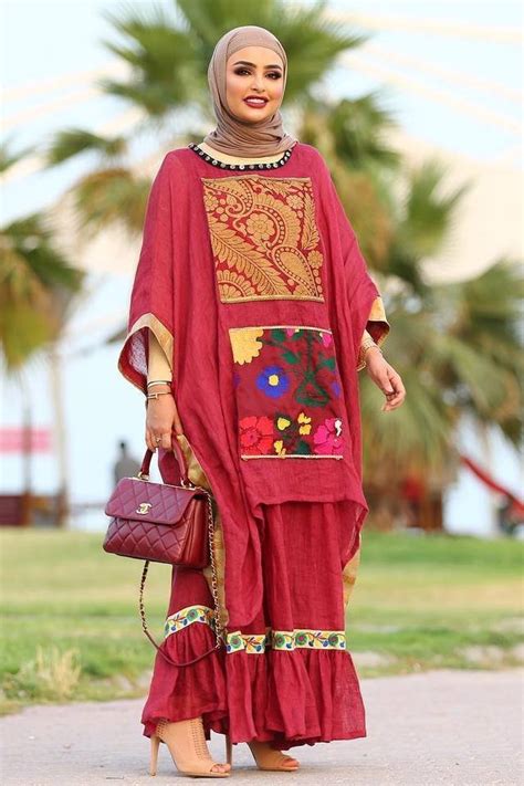 10 Stylish Ways To Wear Kaftan Dresses With Hijab This Ramadan