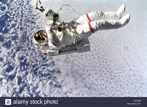 Astronaut Mark C Lee 09161994 Stock Photo Alamy