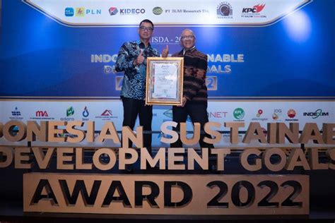 Wujudkan Pembangunan Berkelanjutan Pln Jateng Diy Raih Platinum Award Di Ajang Isda 2022