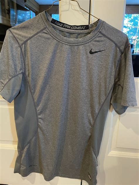 Mens Nike Pro Combat Dri Fit Fitted Size Small Su Gem