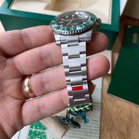 Fs Rolex Submariner Hulk Green 116610lv 2019 Full Sticker Brand New