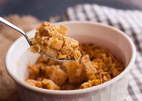 Low Fat Apple Crumble With Muesli Recipe By Archanas Kitchen