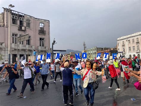 AlDíaPerú on Twitter RT NoticiasSER LIMA Multitudinaria marcha