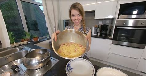 Cooking With Lina Vr Porn Video Vrporn