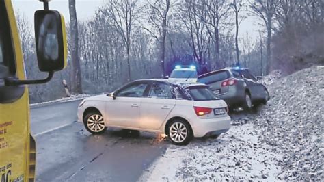 Zwei Leichtverletzte Nach Unfall In Korbach