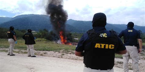 FESCCO y ATIC incineran 100 kilos de cocaína incautados a avioneta en