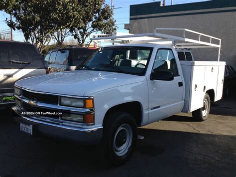 2000 Chevrolet 3500 Work Truck 5. 7 Liter