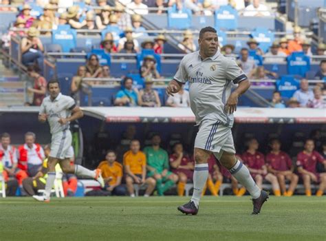 Real Madrid Gole A Roma Con El Regreso De Ronaldo Nazario Al Bernab U