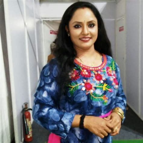 Nisha Sarang Malayalam Film And Serial Actress Profile And Biography