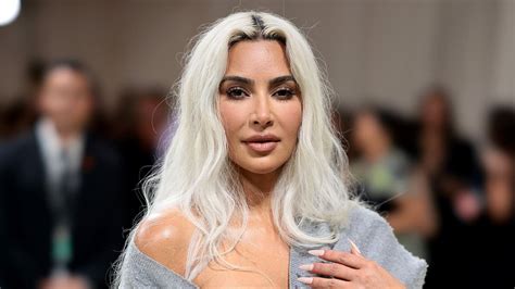 Met Gala 2024 Kim Kardashians Astonishing Waistline Sends Shockwaves Through Event As She