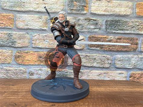 The Witcher Figuregeralt Figurewitcher Dioramawitcher Figurineciri