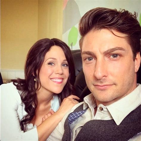 When Calls The Heart S Fame Daniel Lissing Girlfriend In Rl Revealed